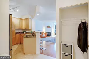 3101 N Hampton Dr, Alexandria, VA 22302 - Photo 12