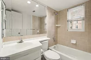 603 Bashford Ln, Alexandria, VA 22314 - Photo 12