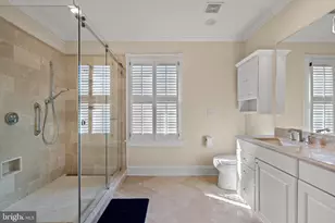 128 Queen St, Alexandria, VA 22314 - Photo 16