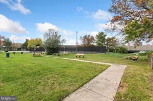 1225 Martha Custis Dr, Alexandria, VA 22302 - Photo 32