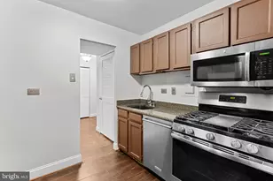5340 Holmes Run Pkwy, Alexandria, VA 22304 - Photo 14