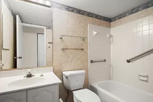 5300 Holmes Run Pkwy, Alexandria, VA 22304 - Photo 26