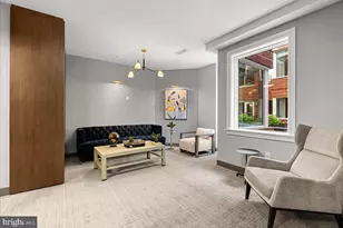 625 Slaters Ln, Alexandria, VA 22314 - Photo 8