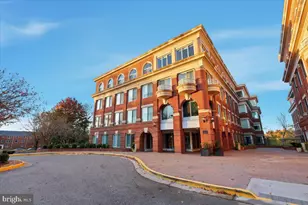 625 Slaters Ln, Alexandria, VA 22314 - Photo 28