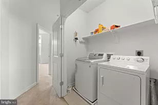 1815 Potomac Greens Dr, Alexandria, VA 22314 - Photo 44