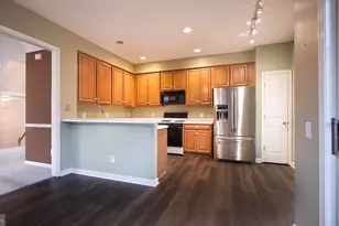 6012 Ricketts Walk, Alexandria, VA 22312 - Photo 4