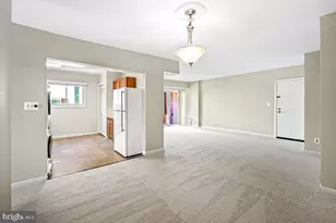 53 Skyhill Rd, Alexandria, VA 22314 - Photo 12