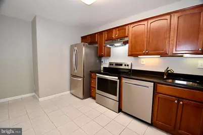 307 Yoakum Parkway #606, Alexandria, VA 22304 - Photo 4