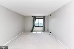 205 Yoakum Pkwy, Alexandria, VA 22304 - Photo 18