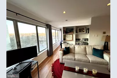 5340 Holmes Run Parkway #706, Alexandria, VA 22304 - Photo 10