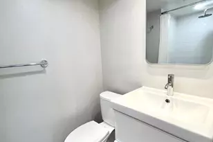 118 Roberts Ln, Alexandria, VA 22314 - Photo 26