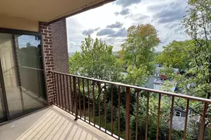 118 Roberts Ln, Alexandria, VA 22314 - Photo 16