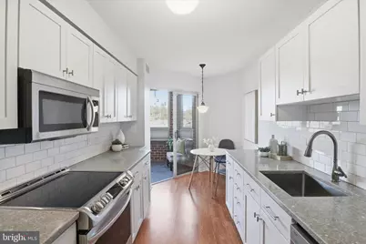 2121 Jamieson Avenue #511, Alexandria, VA 22314 - Photo 2