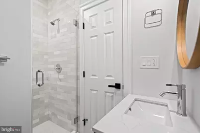 524 Queen Street, Alexandria, VA 22314 - Photo 34