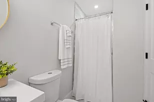 524 Queen St, Alexandria, VA 22314 - Photo 50