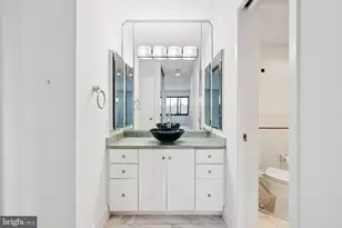 307 Yoakum Pkwy, Alexandria, VA 22304 - Photo 12