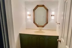 309 Yoakum Pkwy, Alexandria, VA 22304 - Photo 16