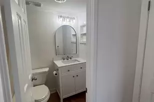 309 Yoakum Pkwy, Alexandria, VA 22304 - Photo 8
