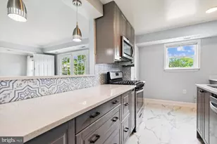 5909 Quantrell Ave, Alexandria, VA 22312 - Photo 6