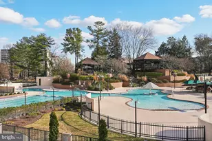 307 Yoakum Pkwy, Alexandria, VA 22304 - Photo 34