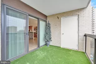 307 Yoakum Pkwy, Alexandria, VA 22304 - Photo 30
