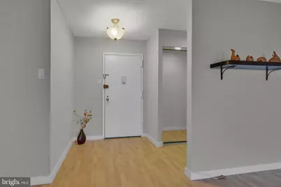 307 Yoakum Parkway #609, Alexandria, VA 22304 - Photo 10