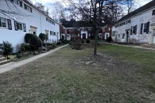 1726 Preston Rd, Alexandria, VA 22302 - Photo 16