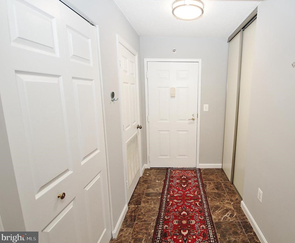 2181 Jamieson Ave #706, Alexandria, VA 22314