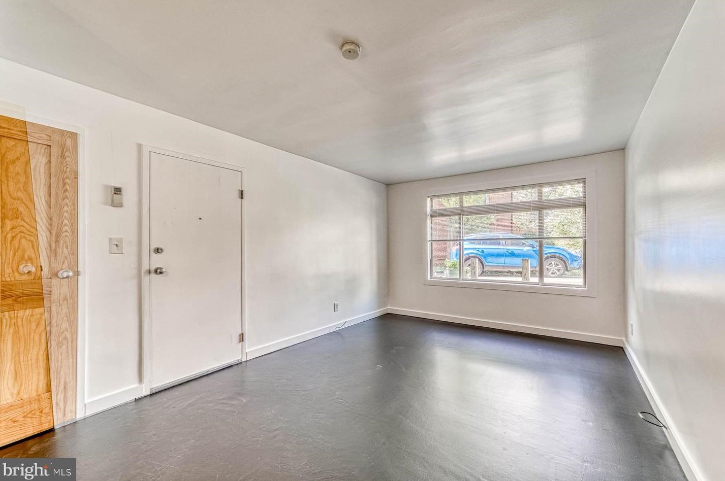 12 Sunset Dr #1a, Alexandria, VA 22301