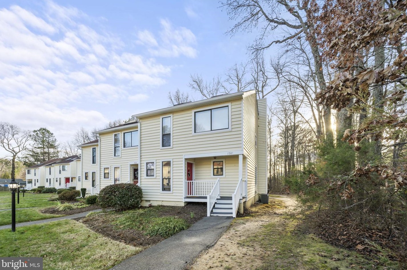 1701 Early Settlers Rd, Richmond, VA 23235-4468