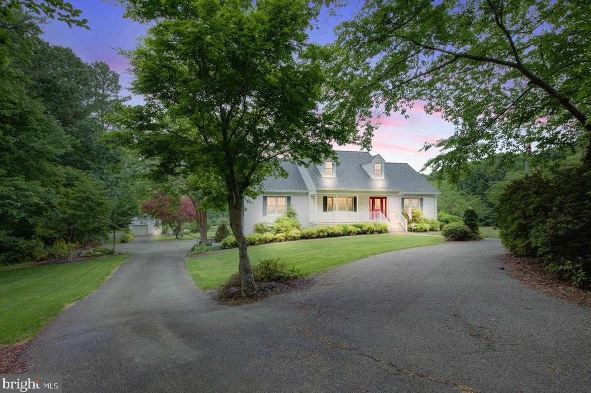 24340 Pear Orchard Rd, Moseley, VA 23120