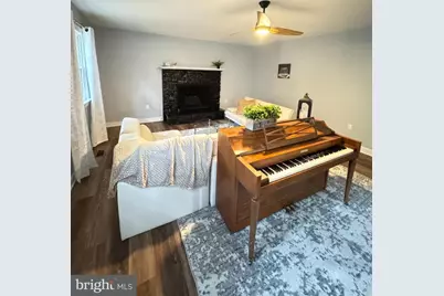 9901 Glass Road, North Chesterfield, VA 23236 - Photo 10