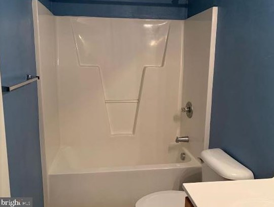 312 Gale Ave, Chesapeake VA 23323-3017 exterior