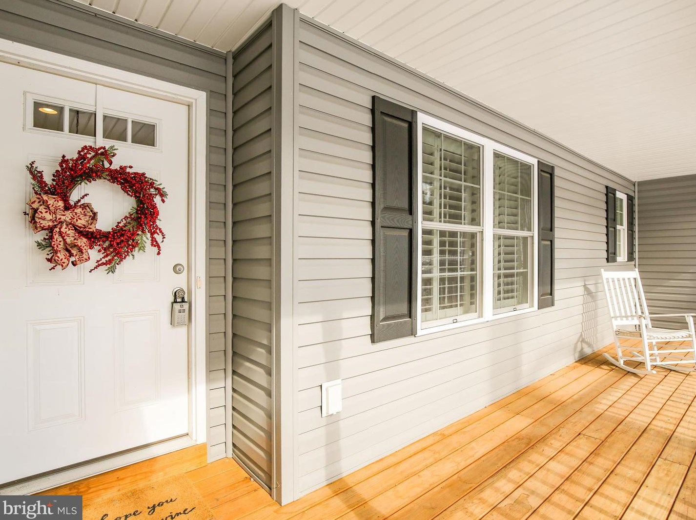 195 Pine Grove Rd, Mount Weather, VA 20135-4705