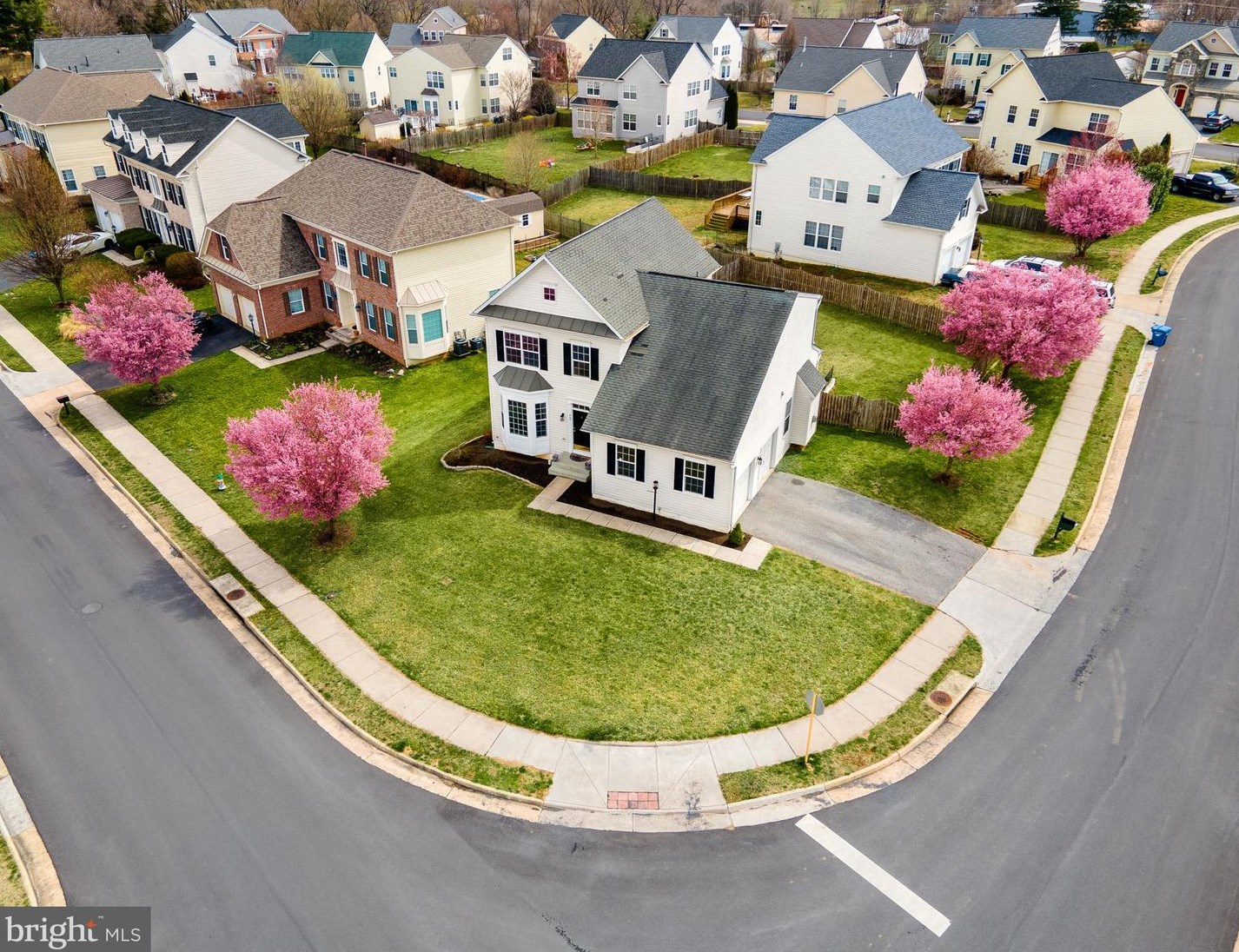 300 Stayman Dr, Mount Weather, VA 22611-1192