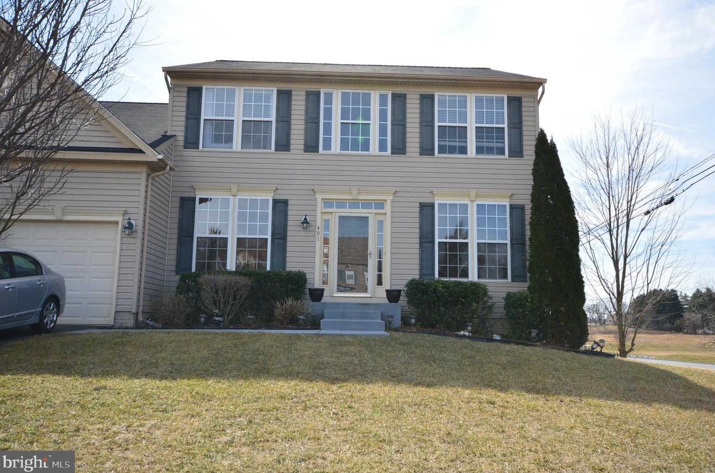 401 Hermitage Blvd, Mount Weather, VA 22611