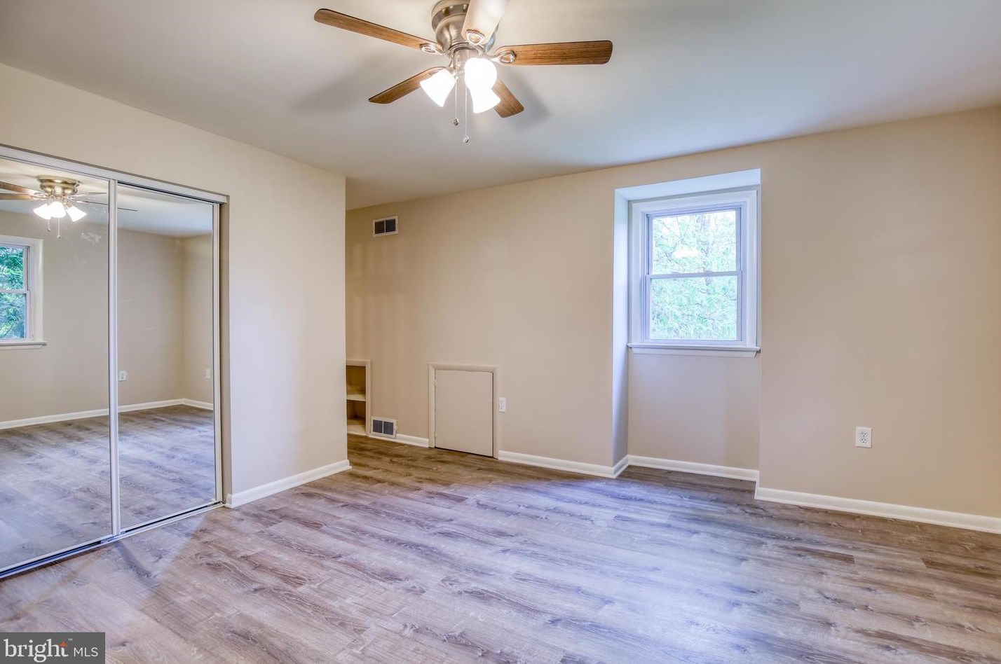 360 Crums Church Rd, Mount Weather VA  22611-2400 exterior