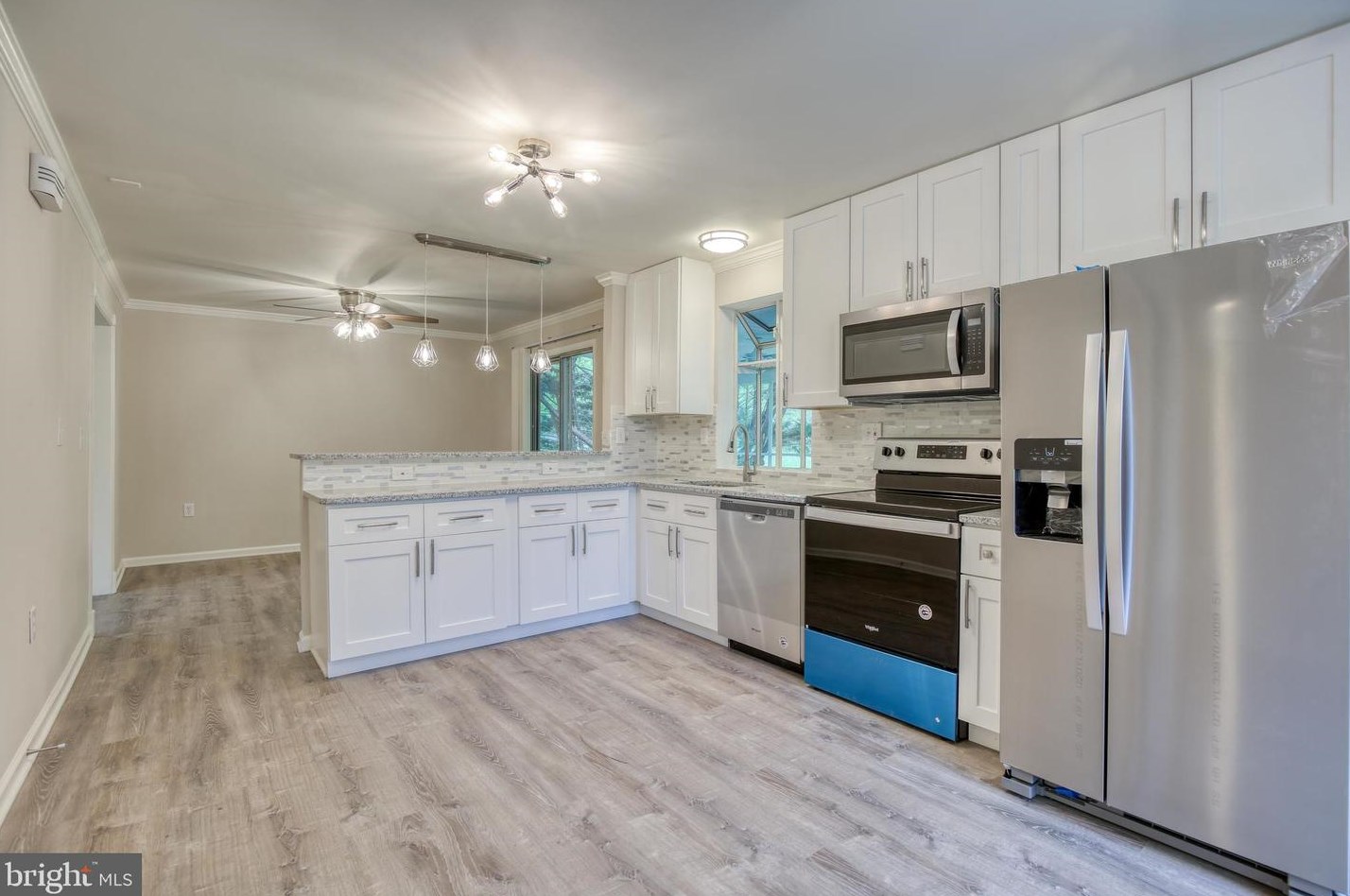 360 Crums Church Rd, Mount Weather VA  22611-2400 exterior