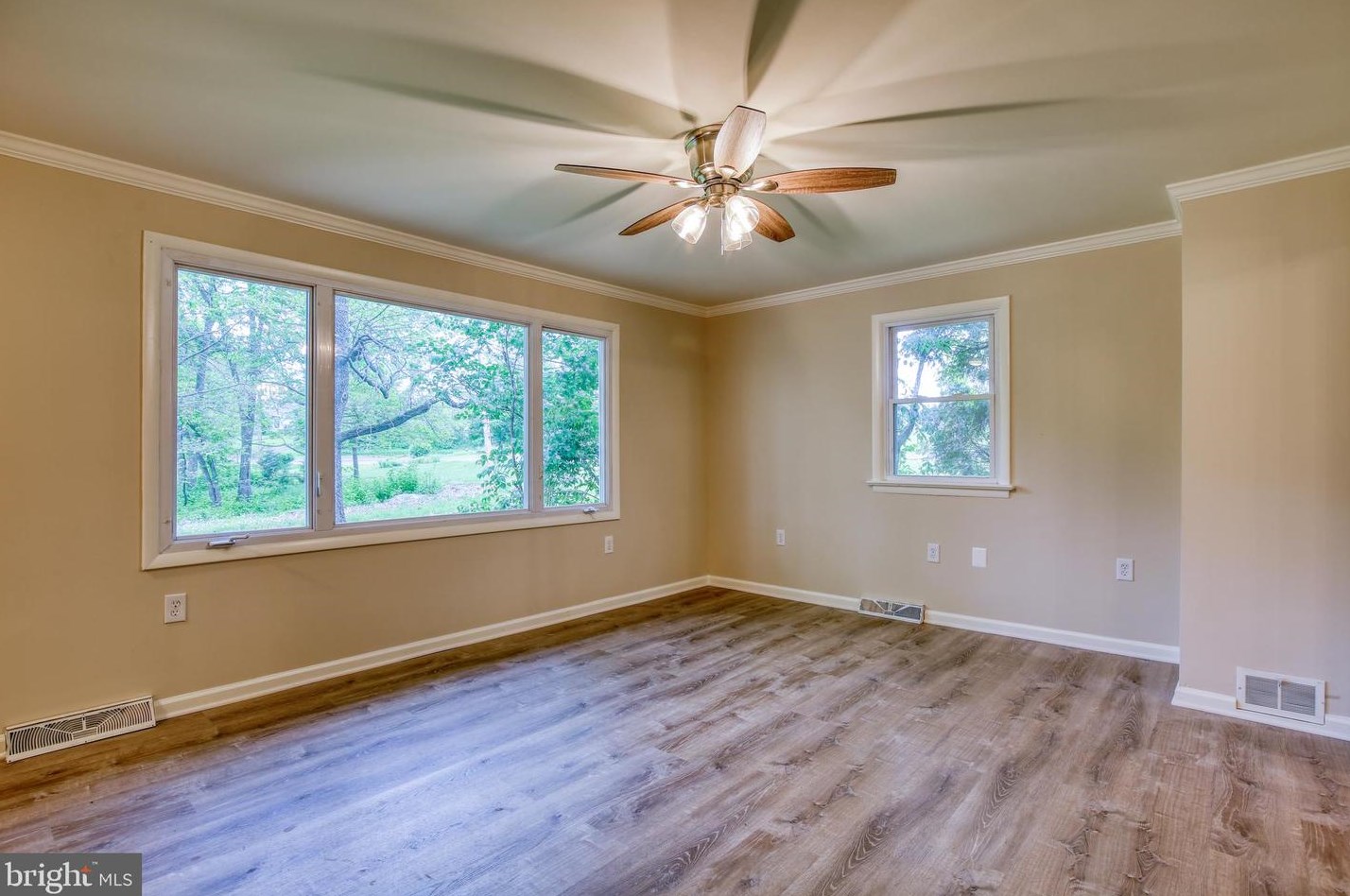 360 Crums Church Rd, Mount Weather VA  22611-2400 exterior