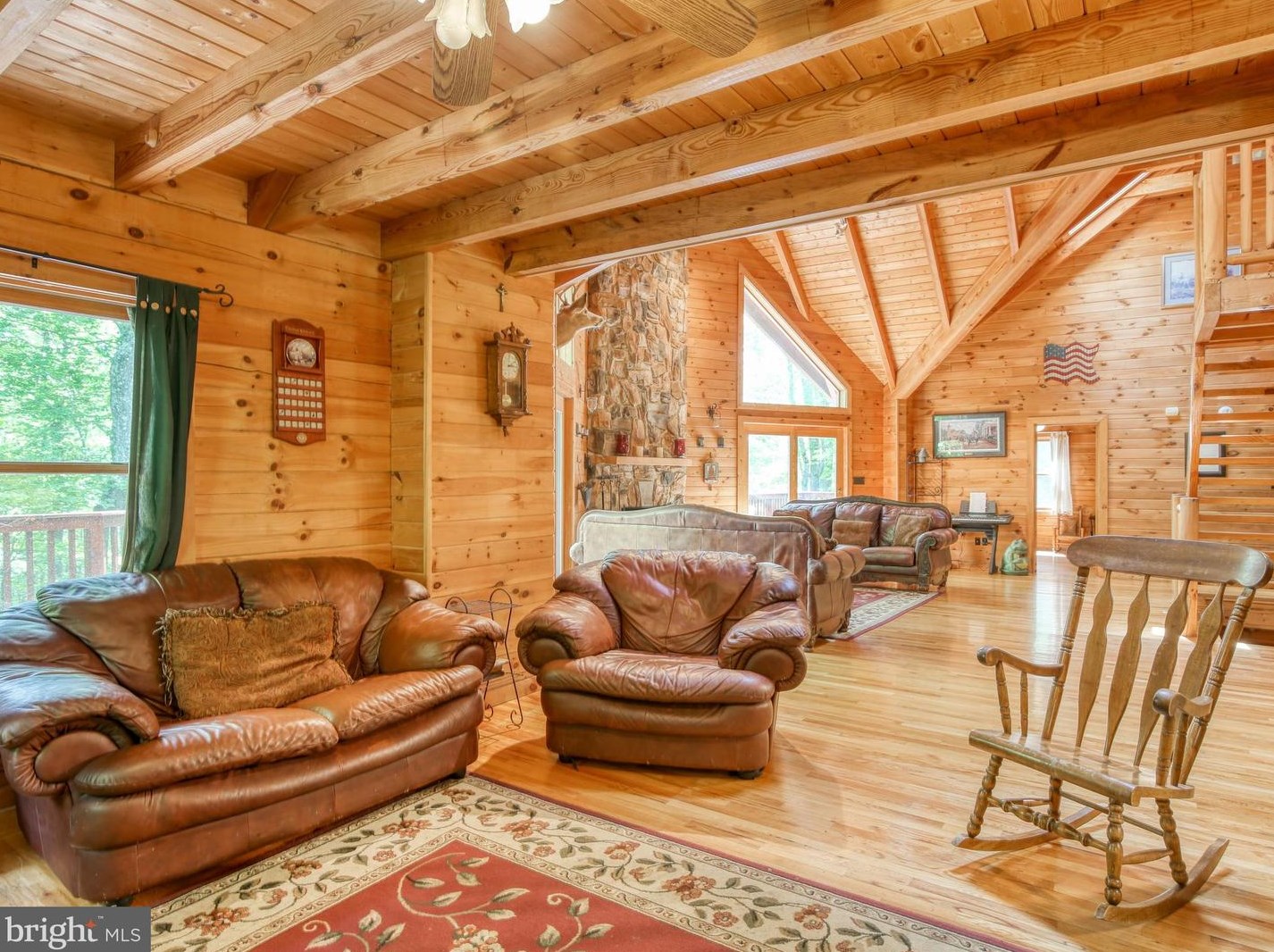 872 Bench Ln, Mount Weather VA  20135-4861 exterior