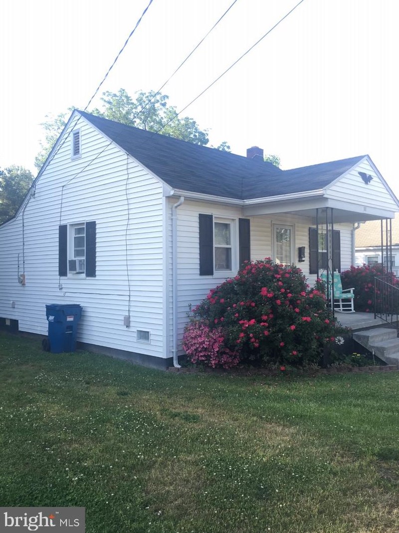 207 Willow Ln, Mount Weather, VA 22611