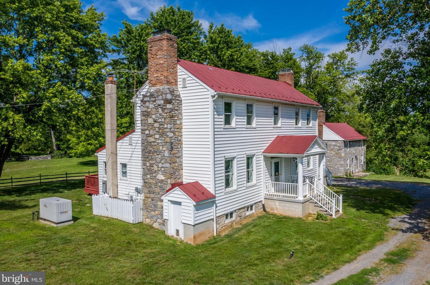 675 Lime Marl Ln, Mount Weather, VA 22611-3836