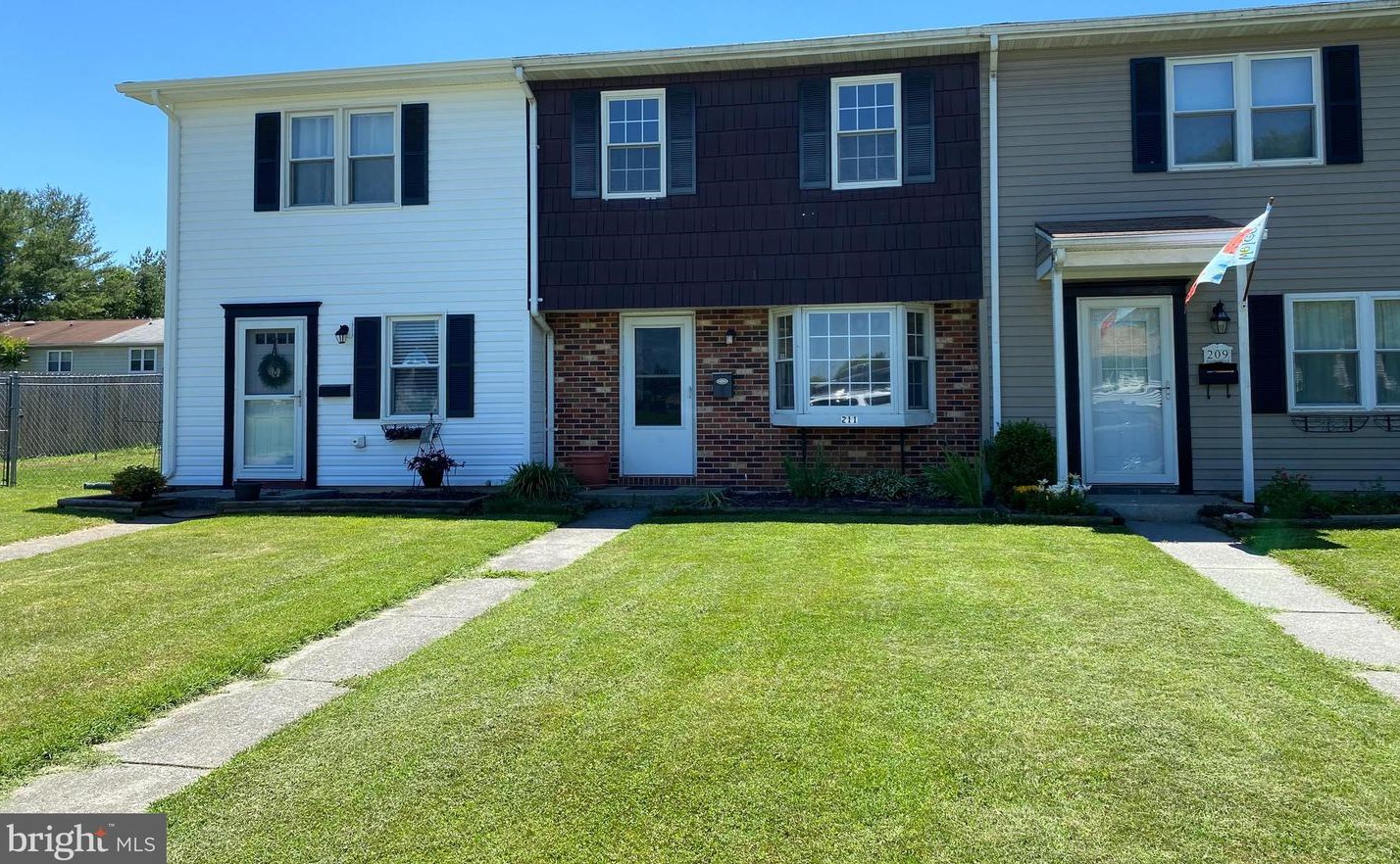 211 E Fairfax St, Mount Weather, VA 22611