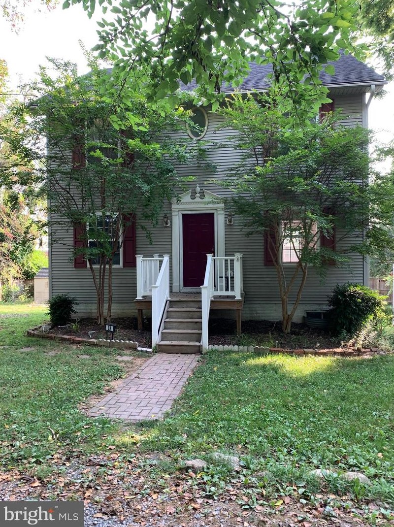 112 S Church St, Mount Weather, VA 22611