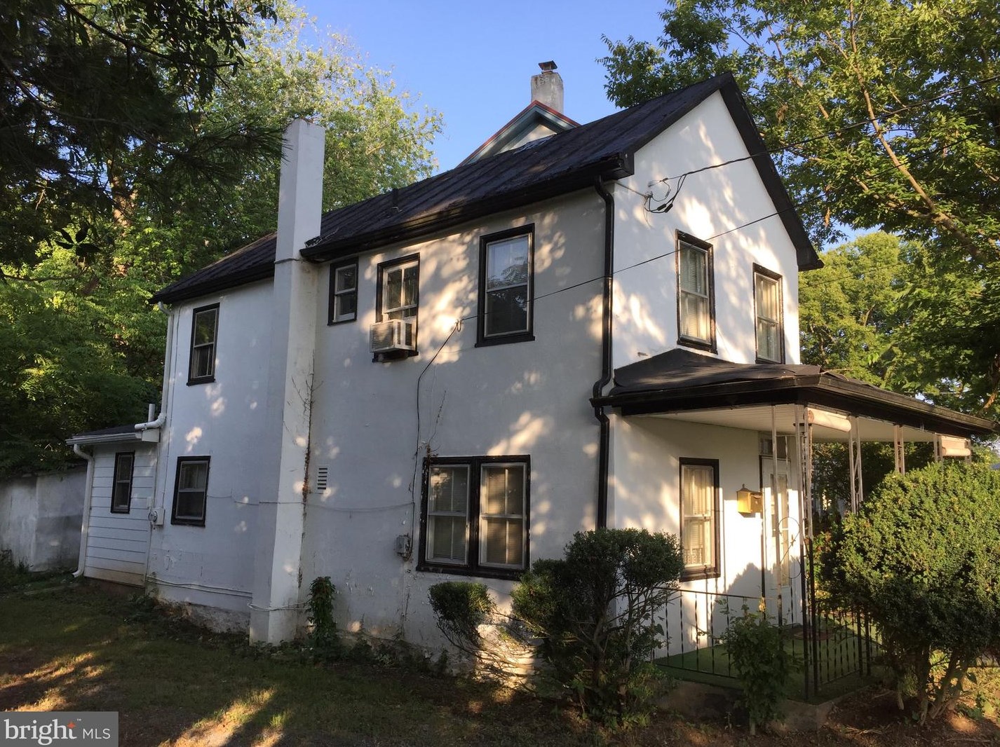 14 Liberty St, Mount Weather, VA 22611-1124