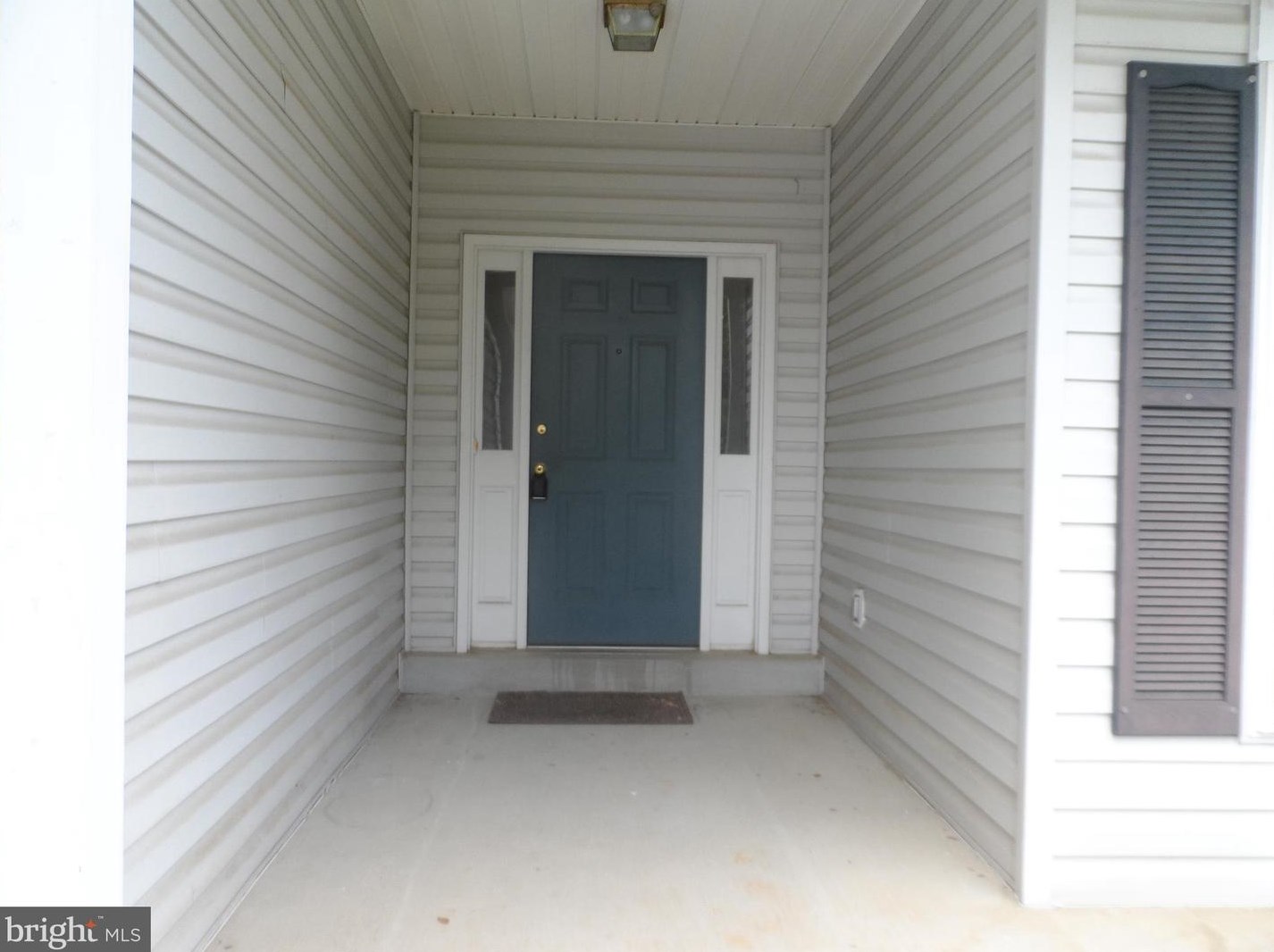 303 Ashby Ct, Mount Weather, VA 22611-1406