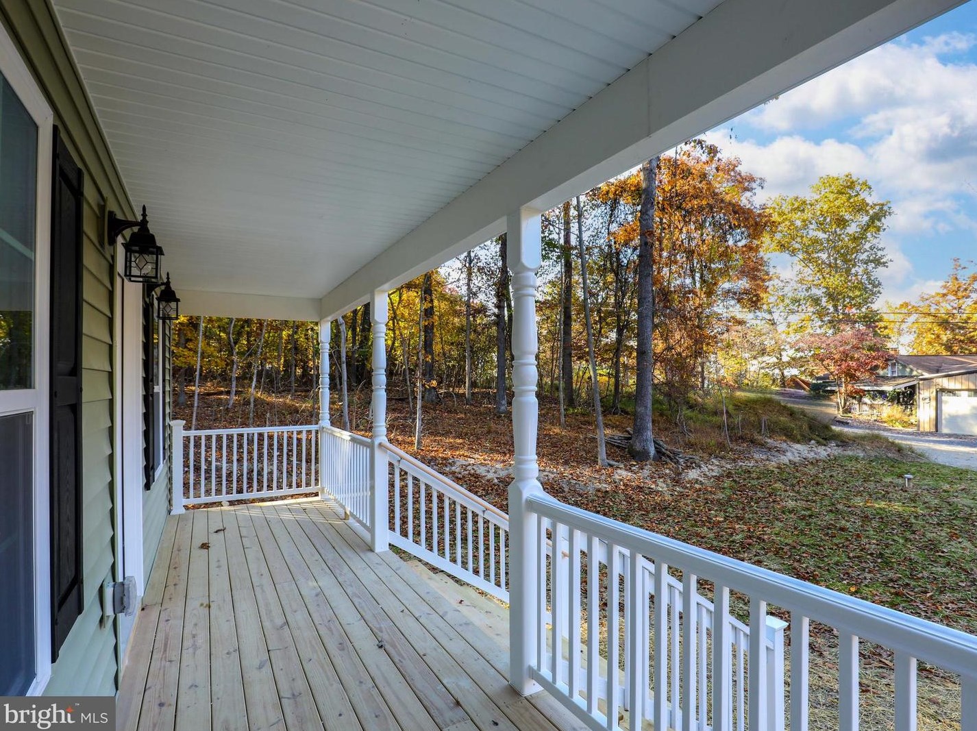 465 Hackberry Ln, Mount Weather, VA 20135-4464