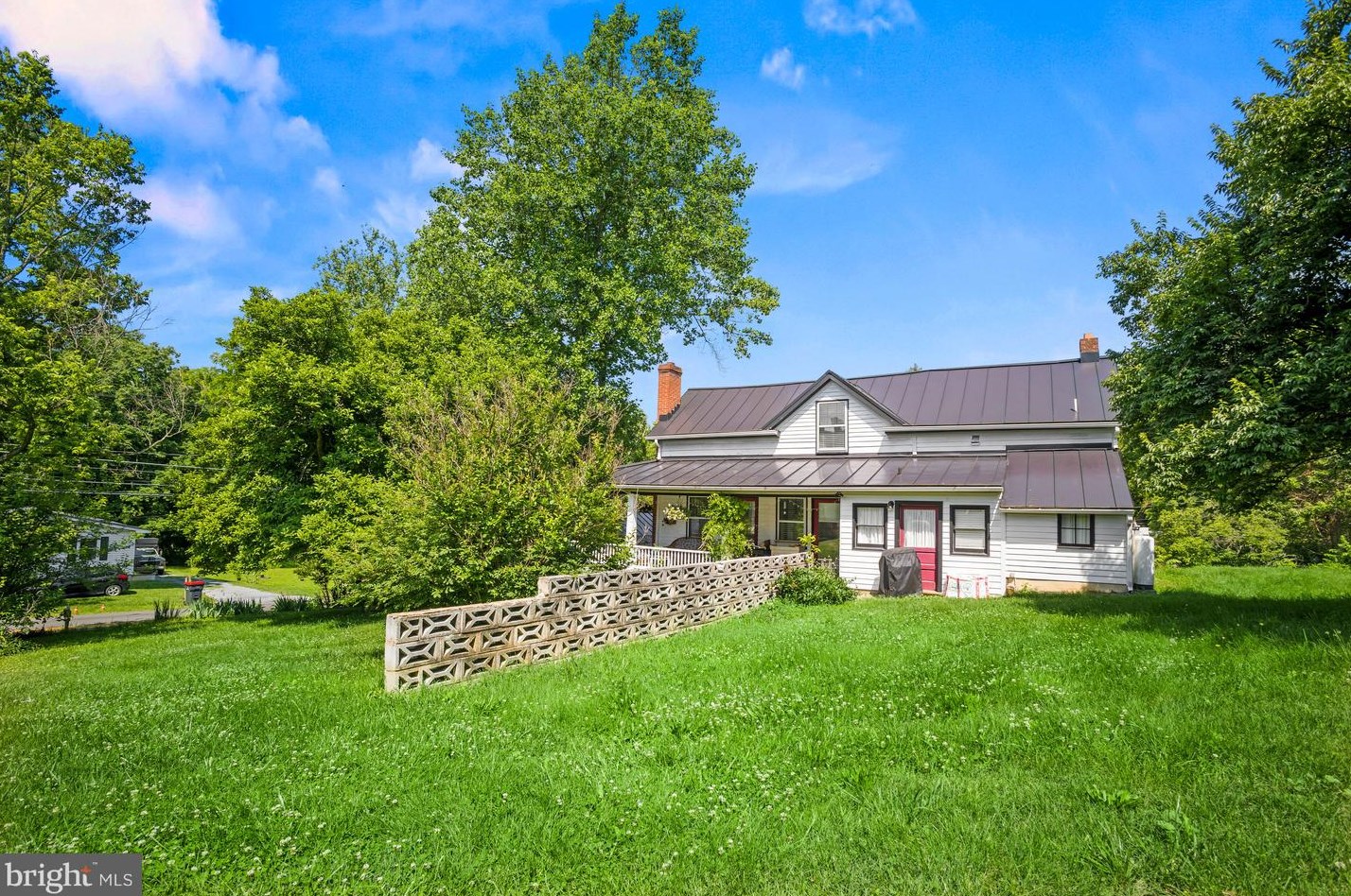 1959 Millwood Rd, Boyce, VA 22620