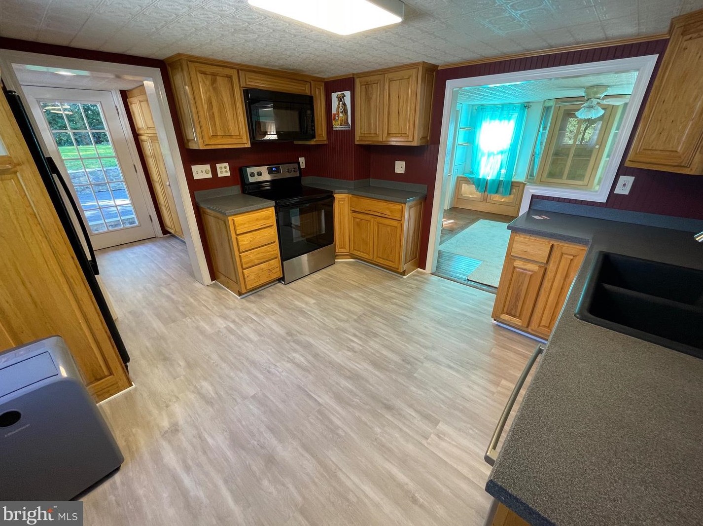 112 Virginia Ave, Mount Weather, VA 22611