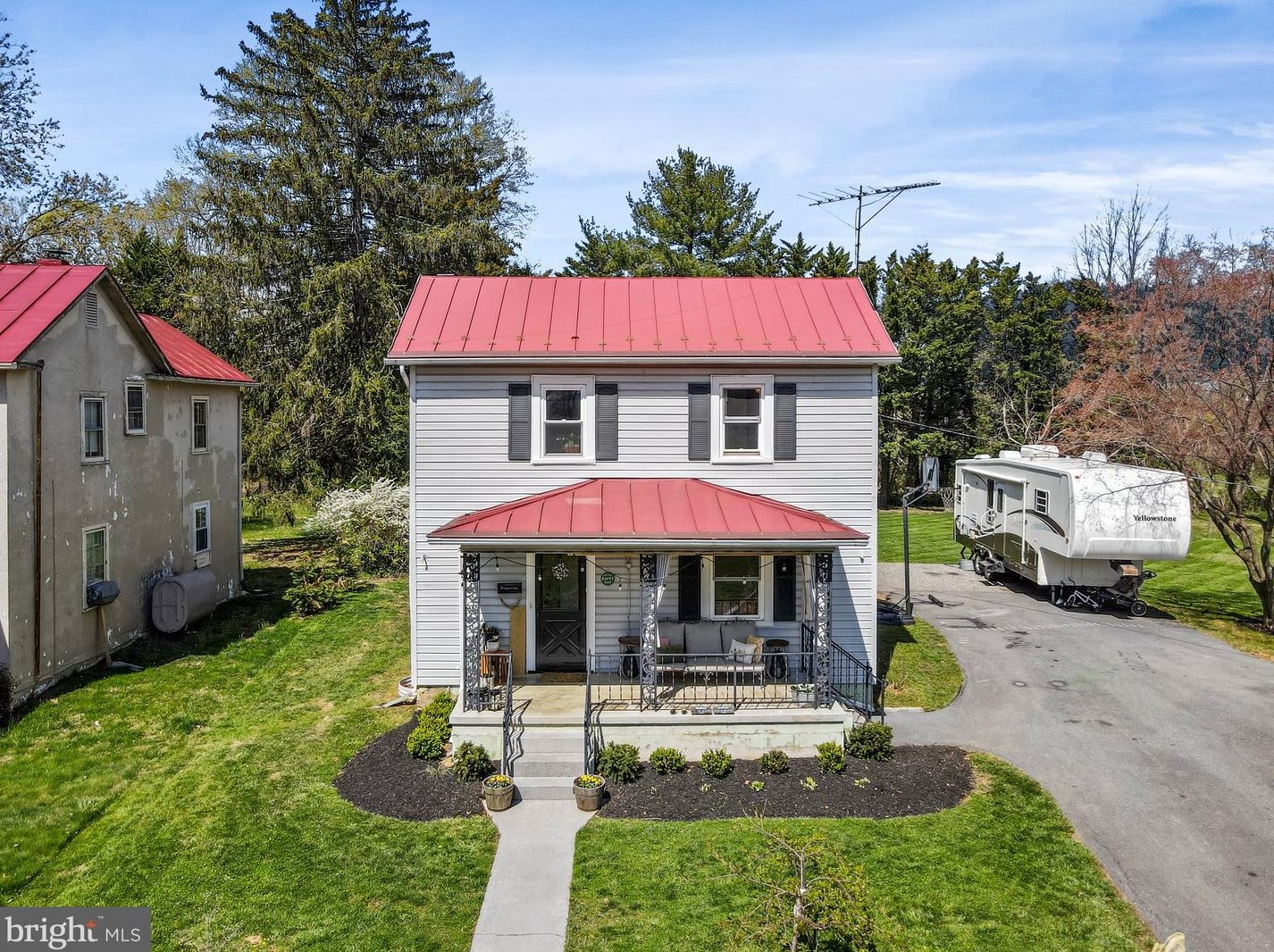 119 Virginia Ave, Mount Weather, VA 22611-1309